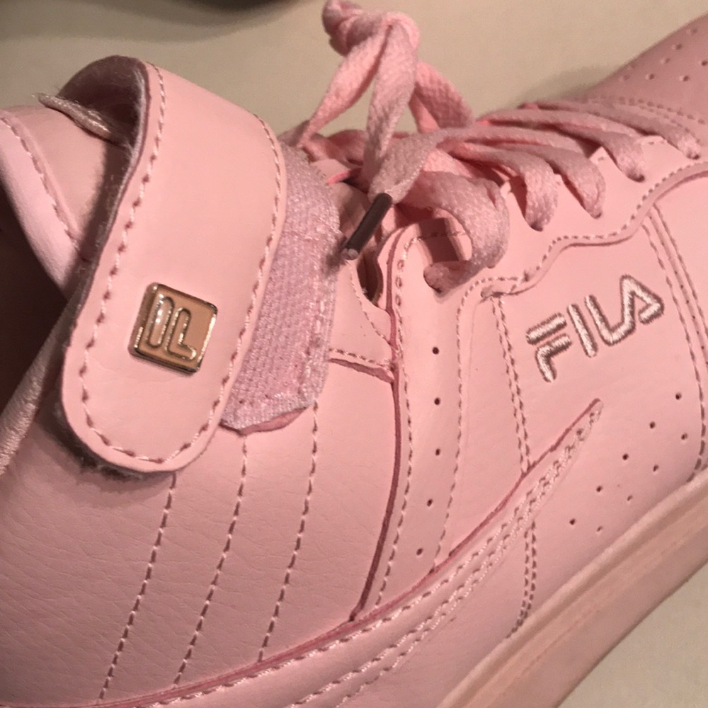 Fila Women's Vulc-13-MP Sneakers Shoes - Picture 10 of 16